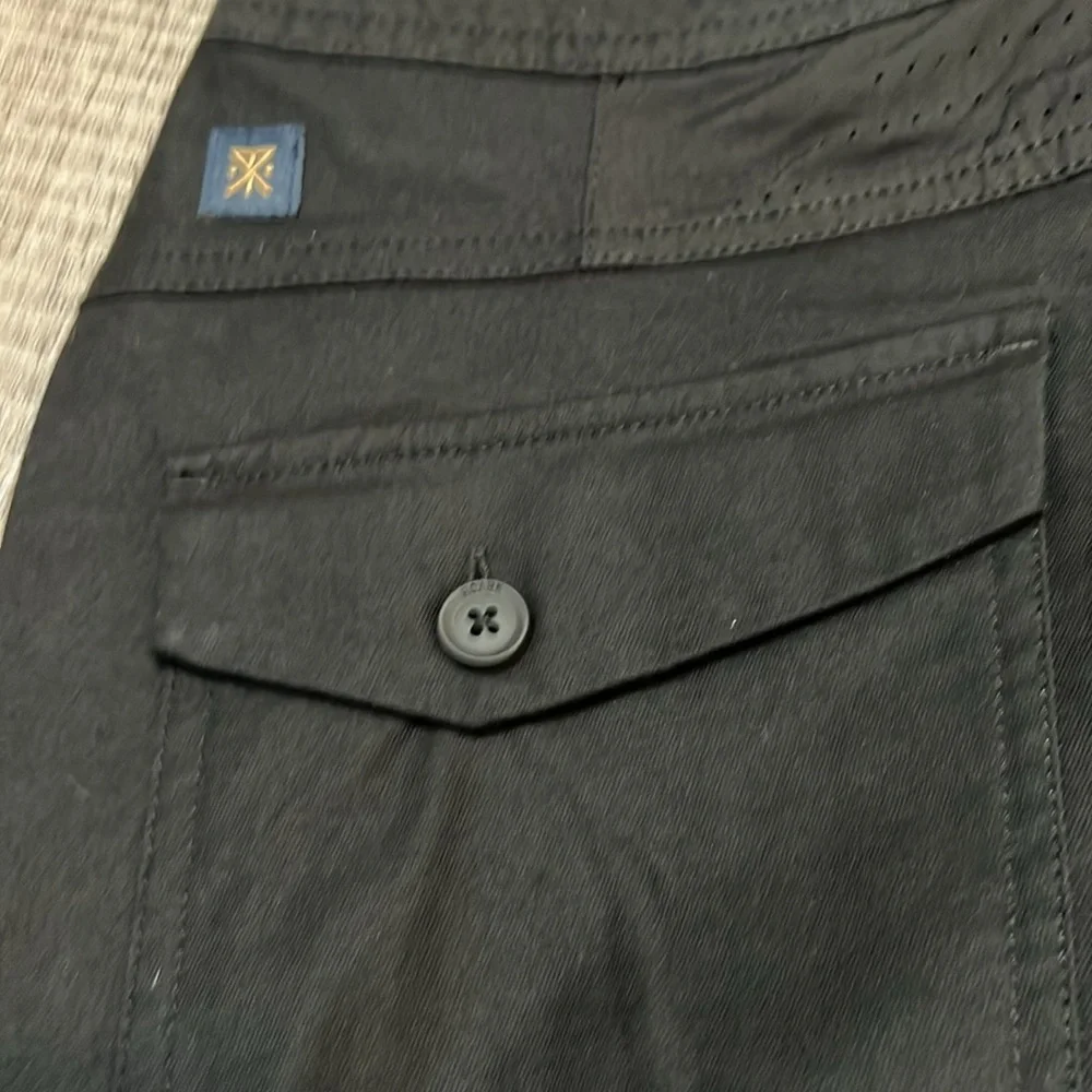 Roark Black Pants Straight Leg size‎ 28
